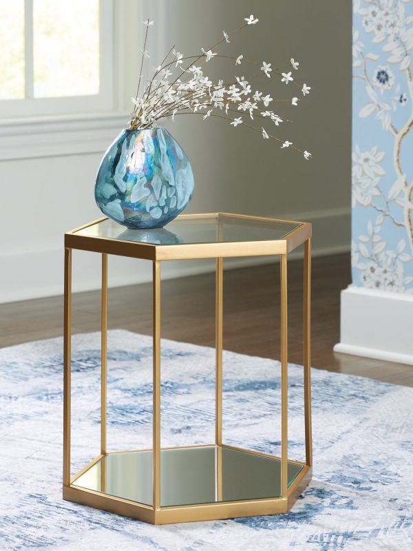 Veerwick Accent Coffee Table Fashion